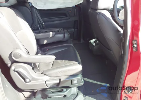 2023 Honda Odyssey Sport z USA, uszkodzony, nr VIN 5FNRL6H77PB044012